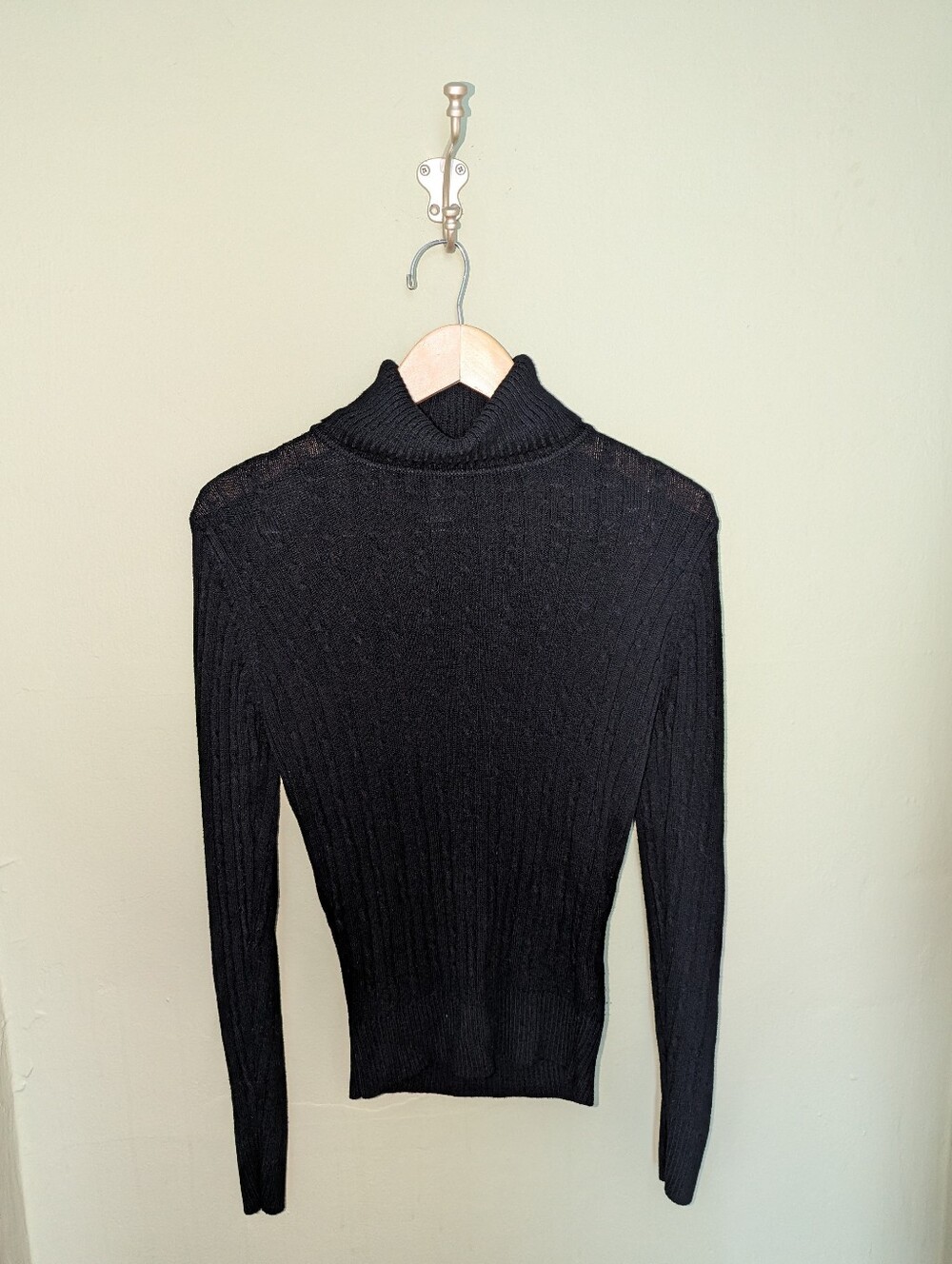 Black Cable Knit Long Sleeve Sweater